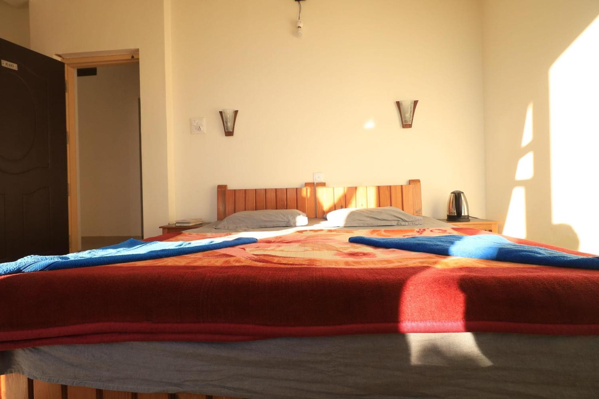 Oasis Guest House Bhagsu D'Shala Dharamshala Exterior foto